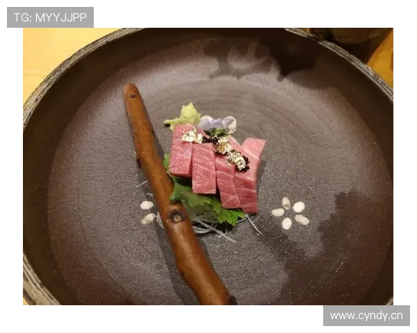 季丽萍训练完直接拎爱马仕去吃人均三千的日料？